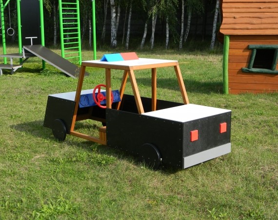 696-radiowoz-696_608284452f3def1c0815dbb33663b0bd